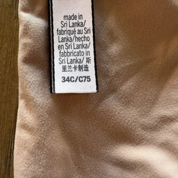 Victoria Secret Lightly Lined Smooth Demi Bra-Size 34C-Biege Convertible T-shirt - Picture 11 of 13